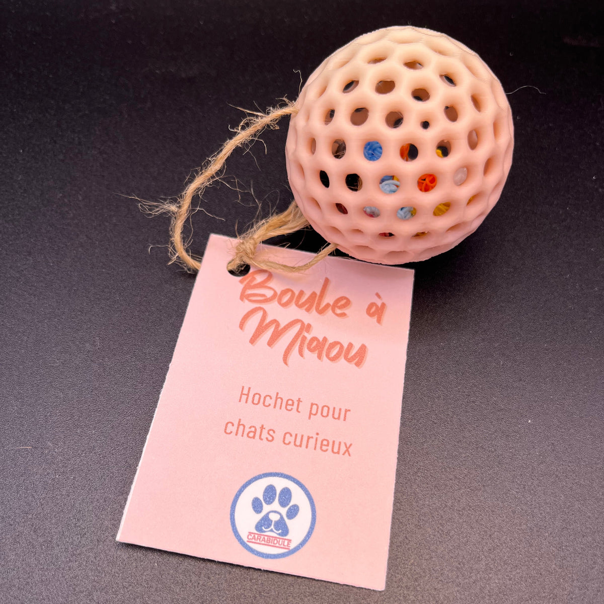 Balle pour chat imprimée en 3D – Jouet sonore zéro déchet | Couleur surprise