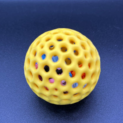 Balle pour chat imprimée en 3D – Jouet sonore zéro déchet | Couleur surprise